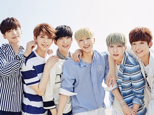 Nhóm nhạc nam Snuper bị người dân mắng khi đang biểu diễn trên đường phố?