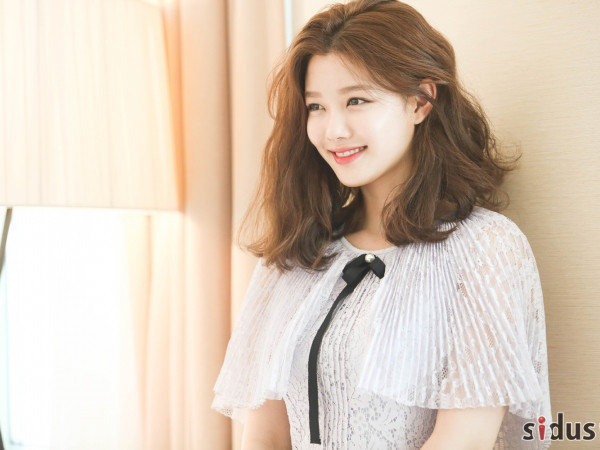 Kim Yoo Jung bị suy tuyến giáp, cần điều trị gấp và chưa biết khi nào trở lại phim trường