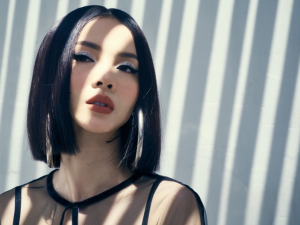 Yến Trang "chơi liều" cắt phăng mái tóc để bao năm, quyết thay đổi hình tượng trong sản phẩm mới