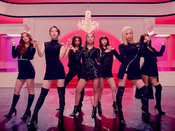 CLC phá kỉ lục này của Girl's Day nhưng fan không biết nên vui hay buồn
