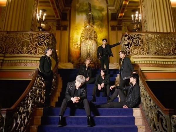 Fan riêng bức xúc khi thời lượng lên hình của V trong MV "Black Swan” quá ít