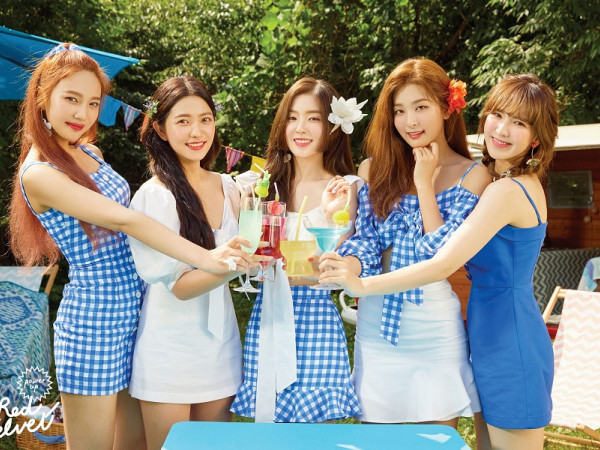 Thật may là hàng loạt bài hit của Red Velvet đã được đổi tên trước khi phát hành