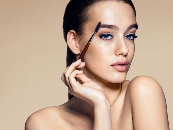 Bạn đã biết đến điêu khắc chân mày, chiêu làm đẹp mới toanh đang được giới trẻ "săn đón"