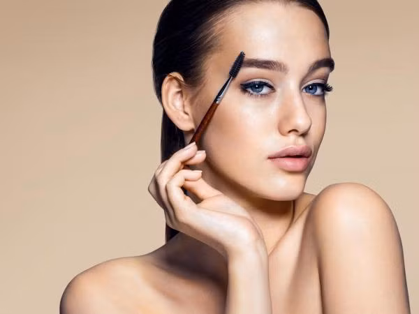 Bạn đã biết đến điêu khắc chân mày, chiêu làm đẹp mới toanh đang được giới trẻ "săn đón"