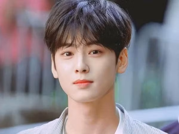 Không thể tin nổi, Cha Eun Woo vừa giành được giải nam diễn viên xuất sắc