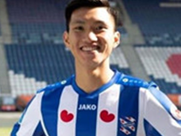 Văn Hậu được truyền thông Hà Lan nhắc tên sau pha kiến tạo bóng