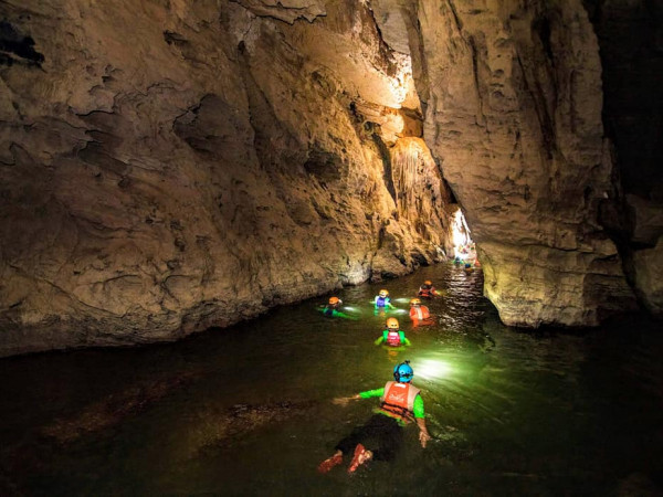 Google Adventure Vietnam: Các YouTuber "triệu sub" đối mặt hàng loạt thử thách khó khăn