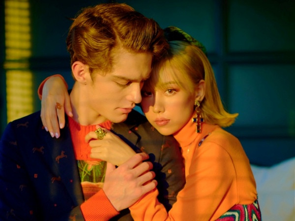 Chụp ảnh tình tứ thế này, không biết bao giờ Min và "bạn trai Tây" mới chính thức hẹn hò?