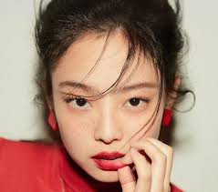 "Giật bắn mình" với giá bộ váy mà Jennie (BLACK PINK) mặc trong teaser album "SOLO"