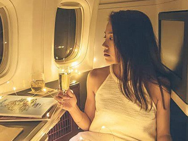 “Câu like” trên Instagram, cô gái bị dân mạng chế nhạo vì bức ảnh “dàn cảnh nực cười”!