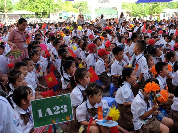 Chưa thay SGK lớp 1 từ năm tới: Ép tiến độ sẽ lặp lại những thất bại cũ!