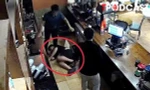 NÓNG 18/9: Con trai chủ quán cà phê kể lúc bị khách đánh ngã vì nhắc không hút thuốc