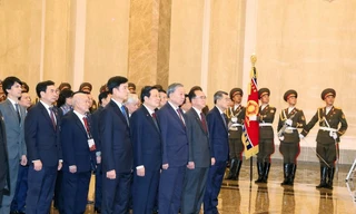 Tổng Bí thư Tô Lâm đặt hoa tưởng nhớ Chủ tịch Kim Nhật Thành, Tổng Bí thư Kim Jong-il