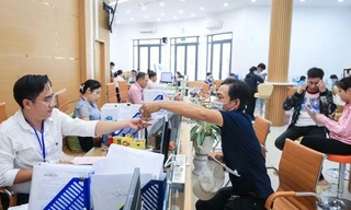 Khi lương cơ sở tăng lên 2,53 triệu đồng/tháng, những ai được hưởng?