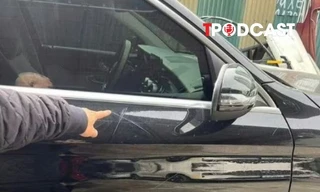 NÓNG 14/2: Tin mới vụ xe Mercedes bị cào xước, bẻ gương, đập kính khi đỗ trước trung tâm tiếng Anh