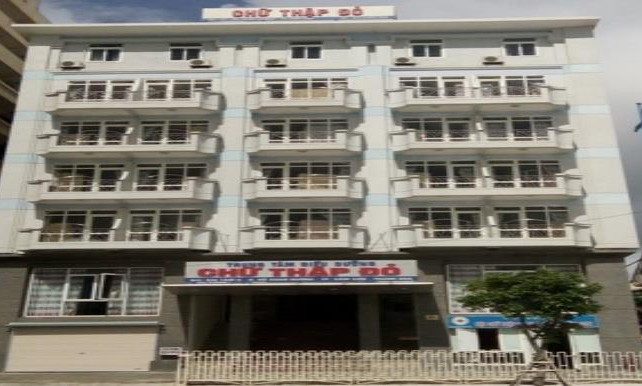 Hơn 100 du khách nhập viện vì ngộ độc thực phẩm ở Sầm Sơn