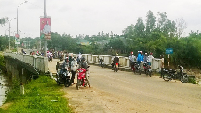 Tìm thi thể em Khiêm tại cầu suối Reo 