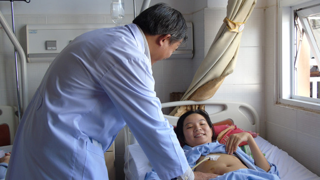 Bệnh nhân đã khỏe lại sau phẫu thuật nội soi tán sỏi mật (Ảnh: Kim Hà).