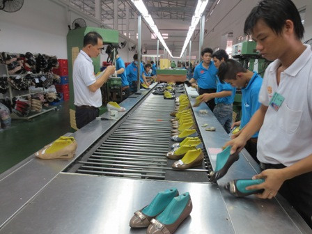 Phát triển nguyên phụ liệu da giày là yêu cầu của hội nhập quốc tế