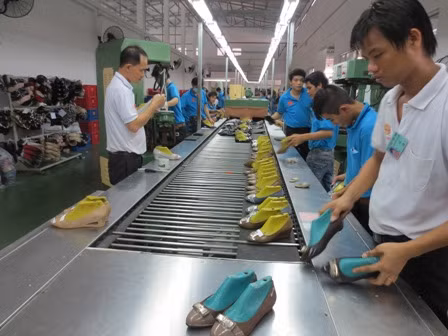 Phát triển nguyên phụ liệu da giày là yêu cầu của hội nhập quốc tế
