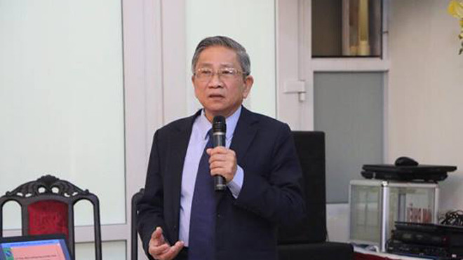 Ông Nguyễn Minh Thuyết, Tổng chủ biên Chương trình Giáo dục phổ thông mới trong cuộc họp báo chiều 27/12 