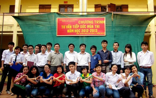 Thủ khoa đại học luyện thi 6 ca/ngày cho thí sinh