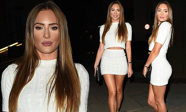 Georgie Clarke dáng chuẩn siêu mẫu khiến nhiều chị em phải ghen tị