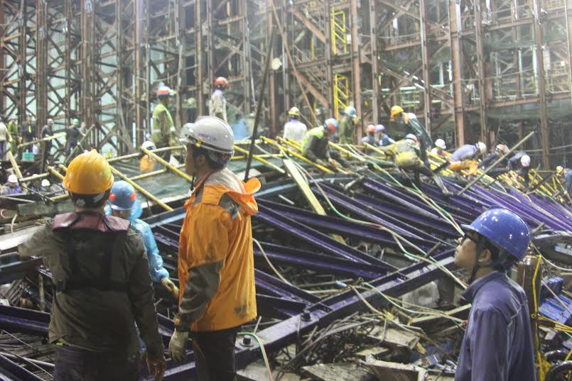 Hiện trường vụ sập giàn giáo khiến 13 người chết, 29 người bị thương hôm 25/3 tại Hà Tĩnh.