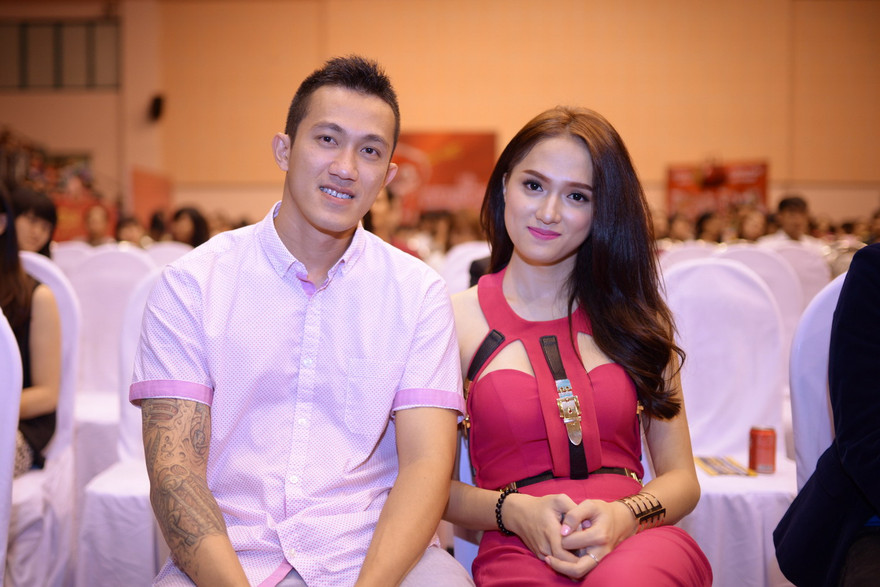 Hương Giang Idol và Criss Lai làm dấy lên tin đồn tình cảm sau chương trình 'Cuộc đua kỳ thú'.