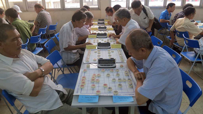 Cơ quan đại diện người lao động không đồng tình tăng tuổi nghỉ hưu đồng loạt. Ảnh minh họa.