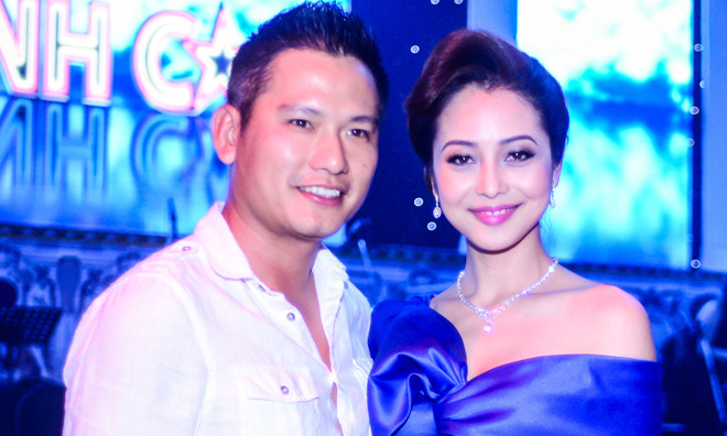 Jennifer Phạm được chồng hộ tống đi làm MC