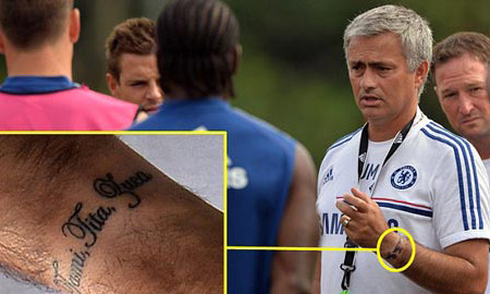 Mourinho lộ chuyện nợ vợ một hình xăm