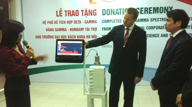 Lễ bàn giao thiết bị Hệ phổ kế tích hợp Beta- Gamma cho Trường ĐH Bách khoa Hà Nội