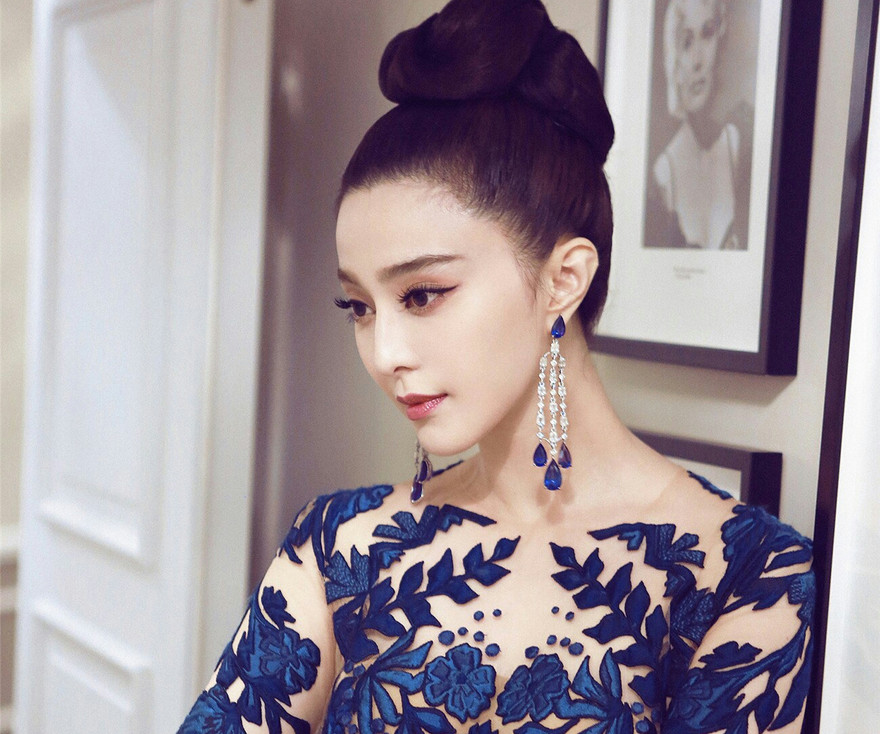 Phạm Băng Băng quá quyến rũ, lộng lẫy tại LHP San Sebastian