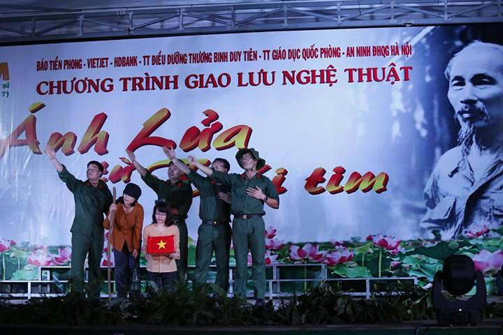 Ấm áp đêm giao lưu ca nhạc: ‘Ánh lửa từ trái tim’