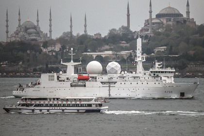 Tàu trinh sát Dupuy de Lom