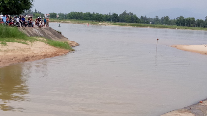 Khúc sông nơi em H. bị đuối nước