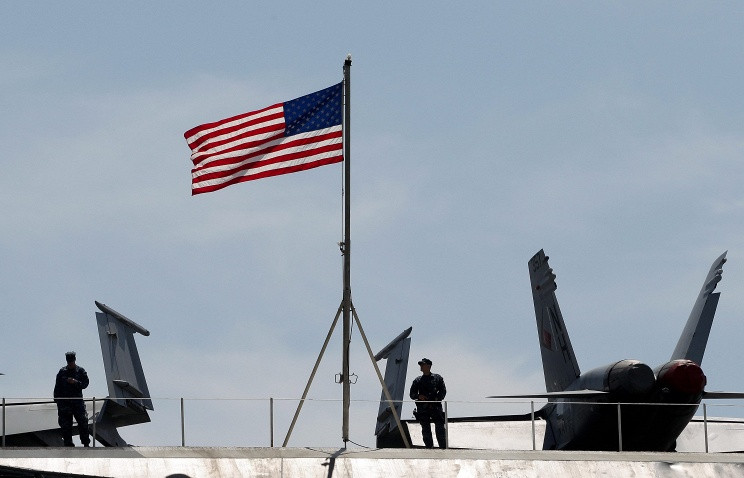 Hàng không mẫu hạm Mỹ tới Yemen giữa lúc căng thẳng