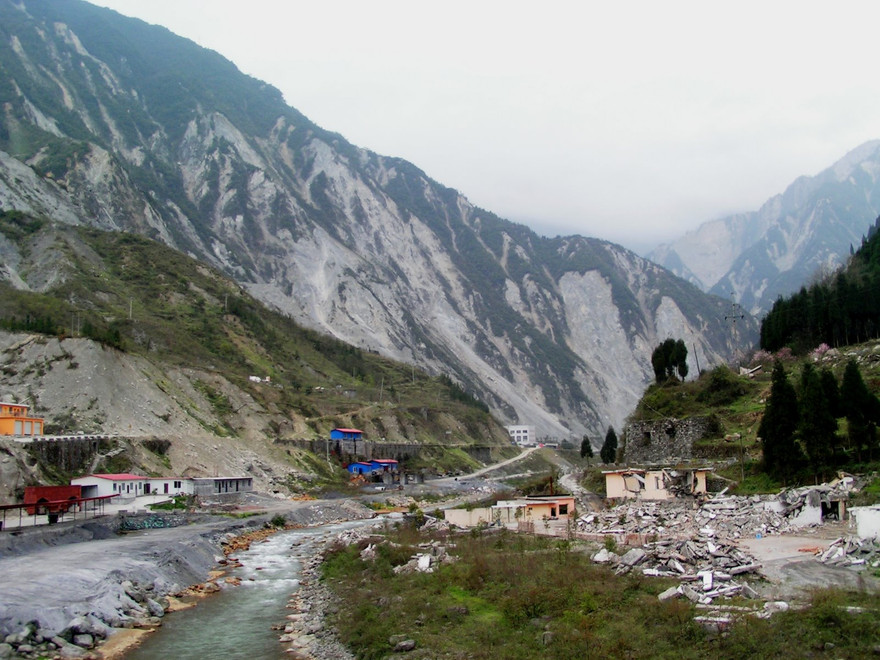 Hé lộ nguyên nhân gây ra trận động đất ở Nepal