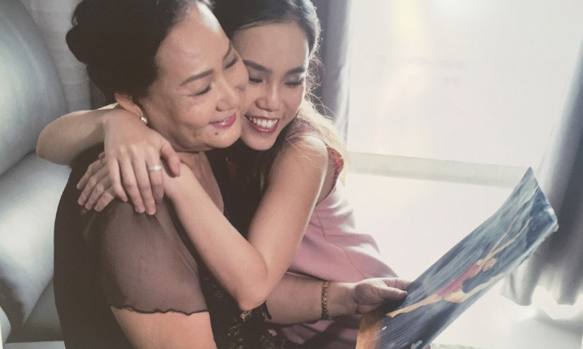 Bà Hồ Uyên Thơm ( 63 tuổi) với ước mơ được múa ba lê.