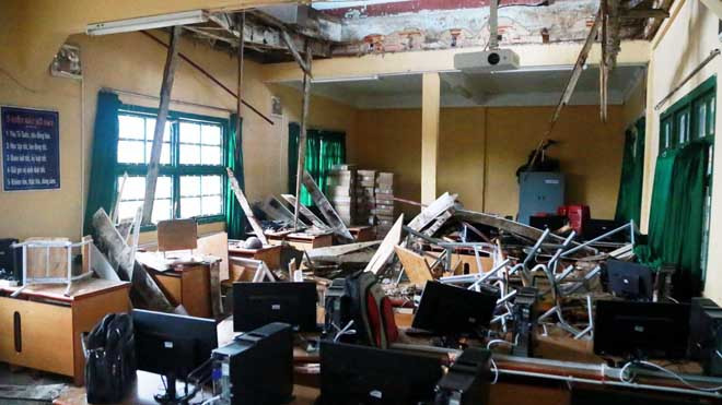 Hiện trường vụ sập sàn phòng học ở Trường Đống Đa 