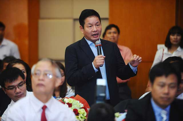 Phát biểu tại chương trình, ông Trương Gia Bình, Chủ tịch HĐQT FPT, cho biết tập đoàn này đã thành lập Quỹ Ventures, hỗ trợ cho các bạn trẻ, nhà khoa học khởi nghiệp để ai cũng có cơ hội thực hiện ý tưởng công nghệ của mình"