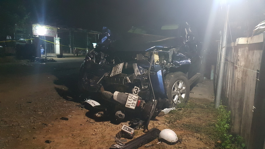 Vụ tai nạn kinh hoàng vào đêm 30/11 ở Phú Yên làm 4 người chết.