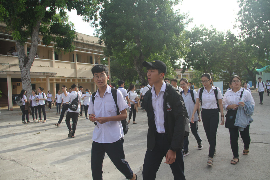 Bình Định cho học sinh nghỉ học để tránh bão. Ảnh: Tr.Định