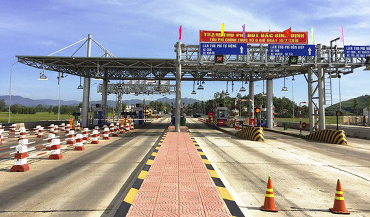 Công ty Cổ phần BOT Bắc Bình Định bị phạt 15 triệu đồng.