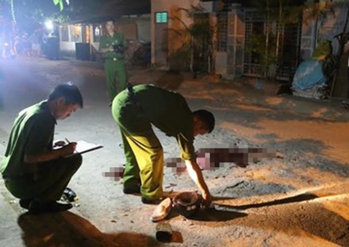 Nghi phạm chặn xe máy chém gục người tình bên đường bị bắt giữ. Ảnh minh họa