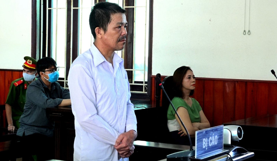 Bị cáo Trần Đức Tuấn tại phiên tòa. Ảnh: Tr.Bình