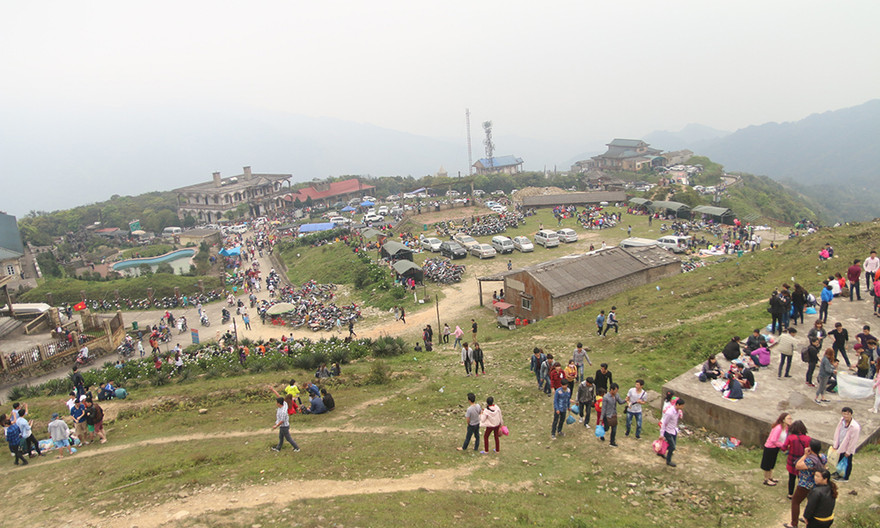 Hình ảnh du lịch Mẫu Sơn.