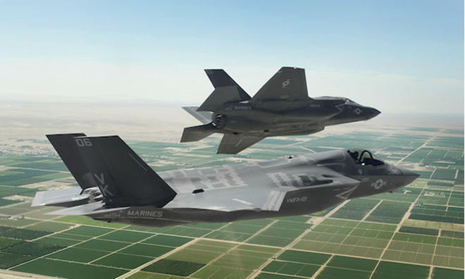 Siêu tiêm kích F-35B Lightning II lần đầu xuất ngoại