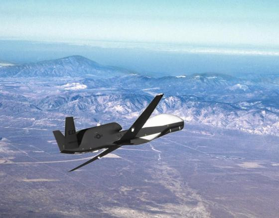 Nhật Bản mua RQ-4 Global Hawk đối phó Trung Quốc